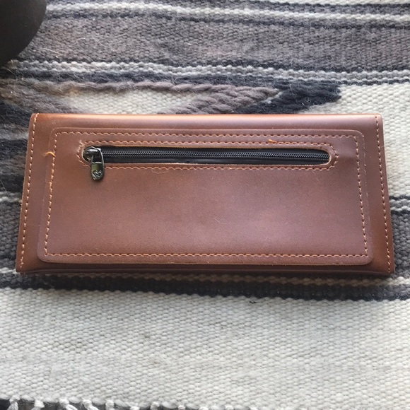 NWOT MICHAELA Wallet! - Picture 6 of 9
